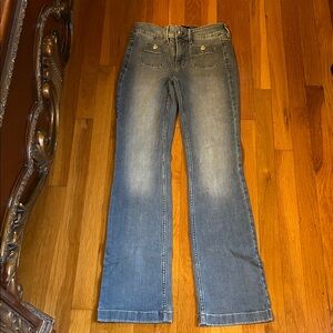White House Black Market Flare Jeans in Classic Blue SIZE 0 WORN ONCE EXCELLENT